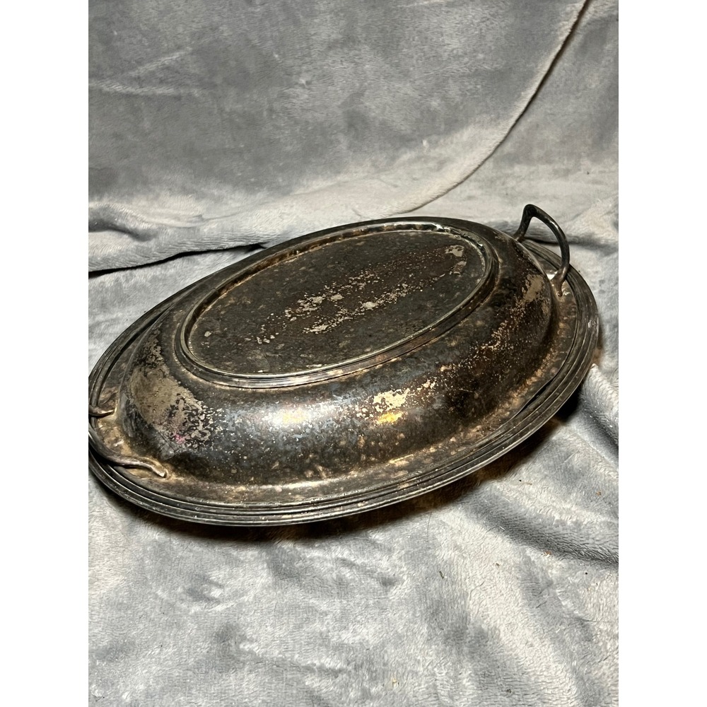 Vintage Hallmark Silver Plated Oval Covered Vegetable Serving Dish H2 Lid 10.5in